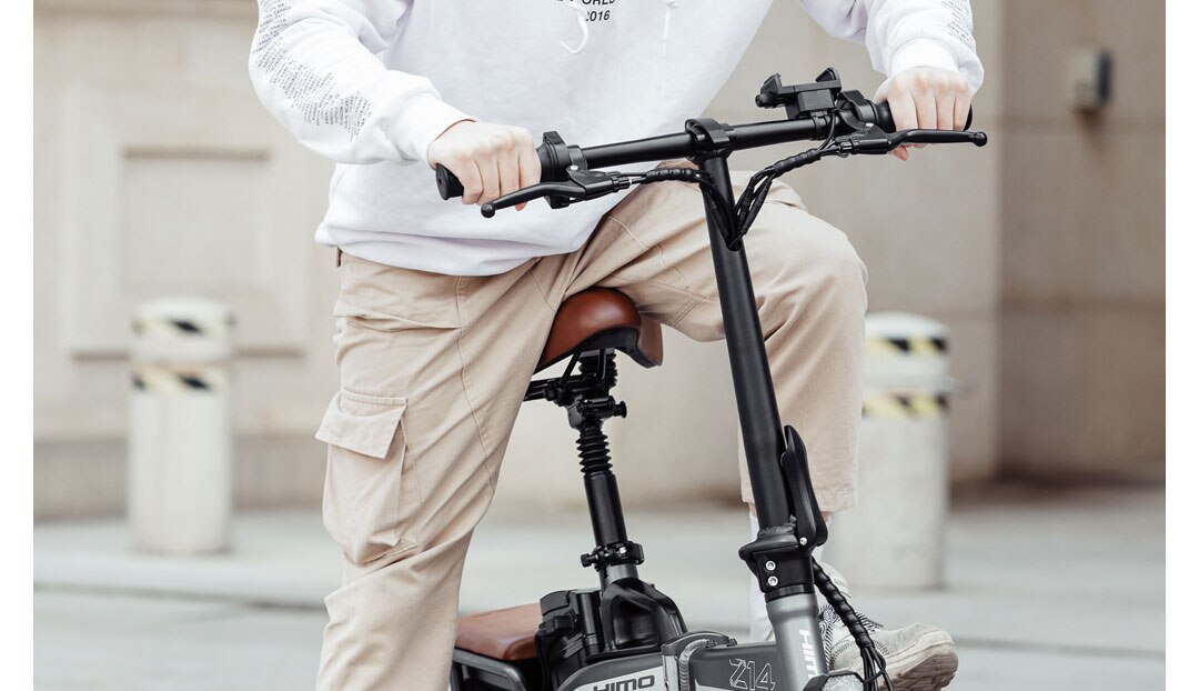 H579528954aab48f1b483b19cbc95a6157